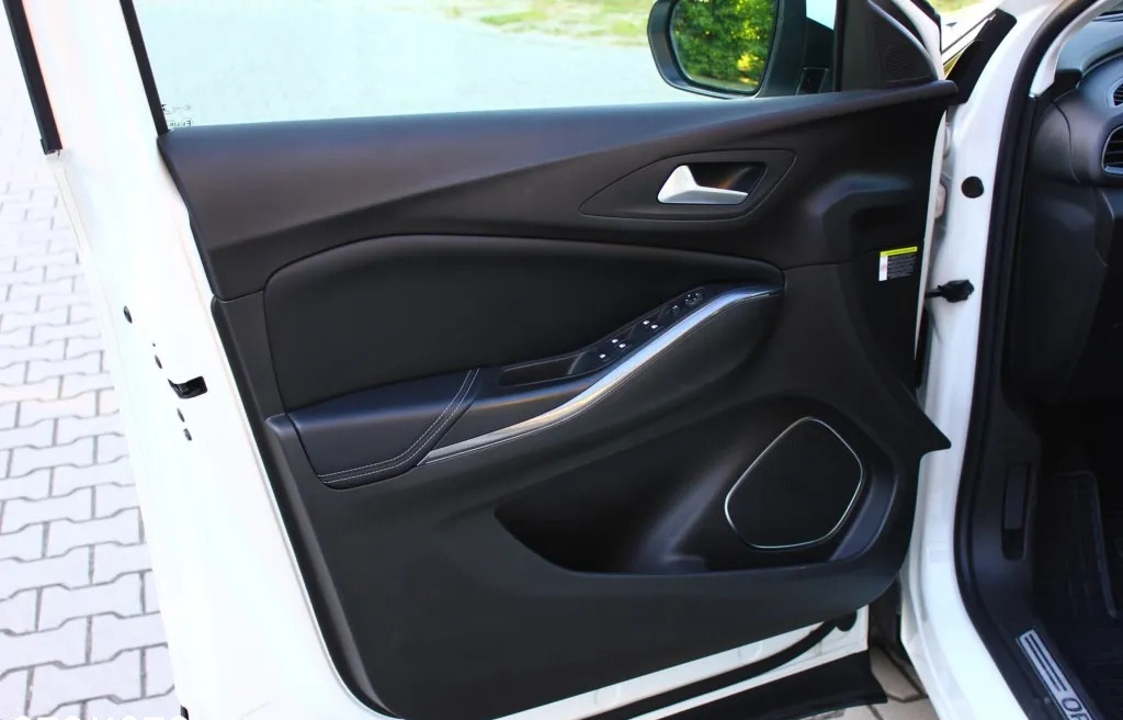 Opel Grandland X cena 69900 przebieg: 145000, rok produkcji 2018 z Barwice małe 781